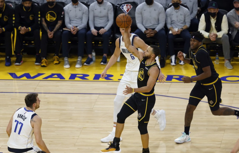 华体会免费注册清晨欧篮联焦点战，瓦伦西亚手感冰凉，震撼外界，身体对抗强度拉满的简单介绍