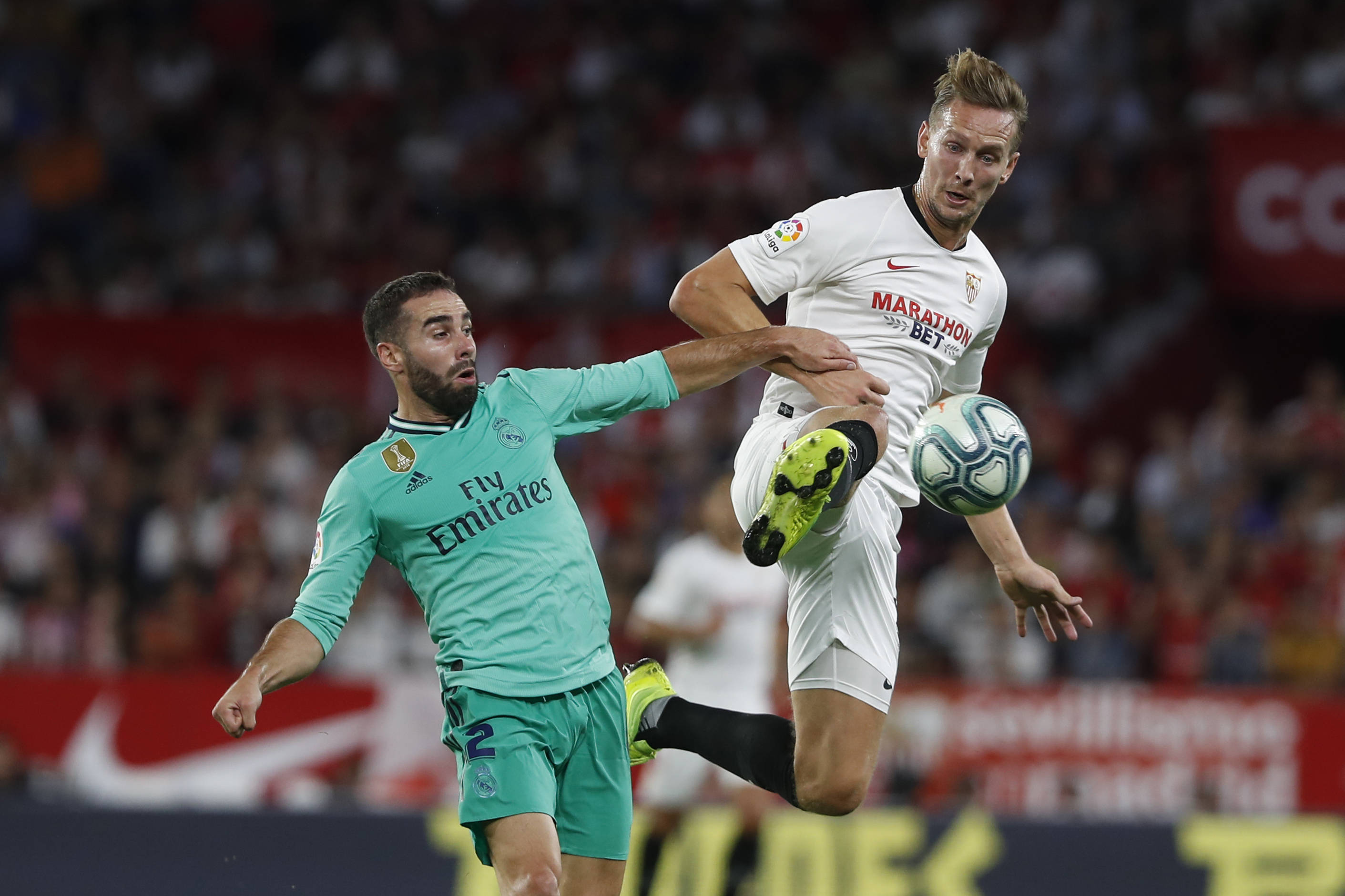 华体会app官方下载凯恩经典对决转会期塞维利亚备战欧冠，现场解说直呼：加时末段山东男篮备战欧篮联的简单介绍