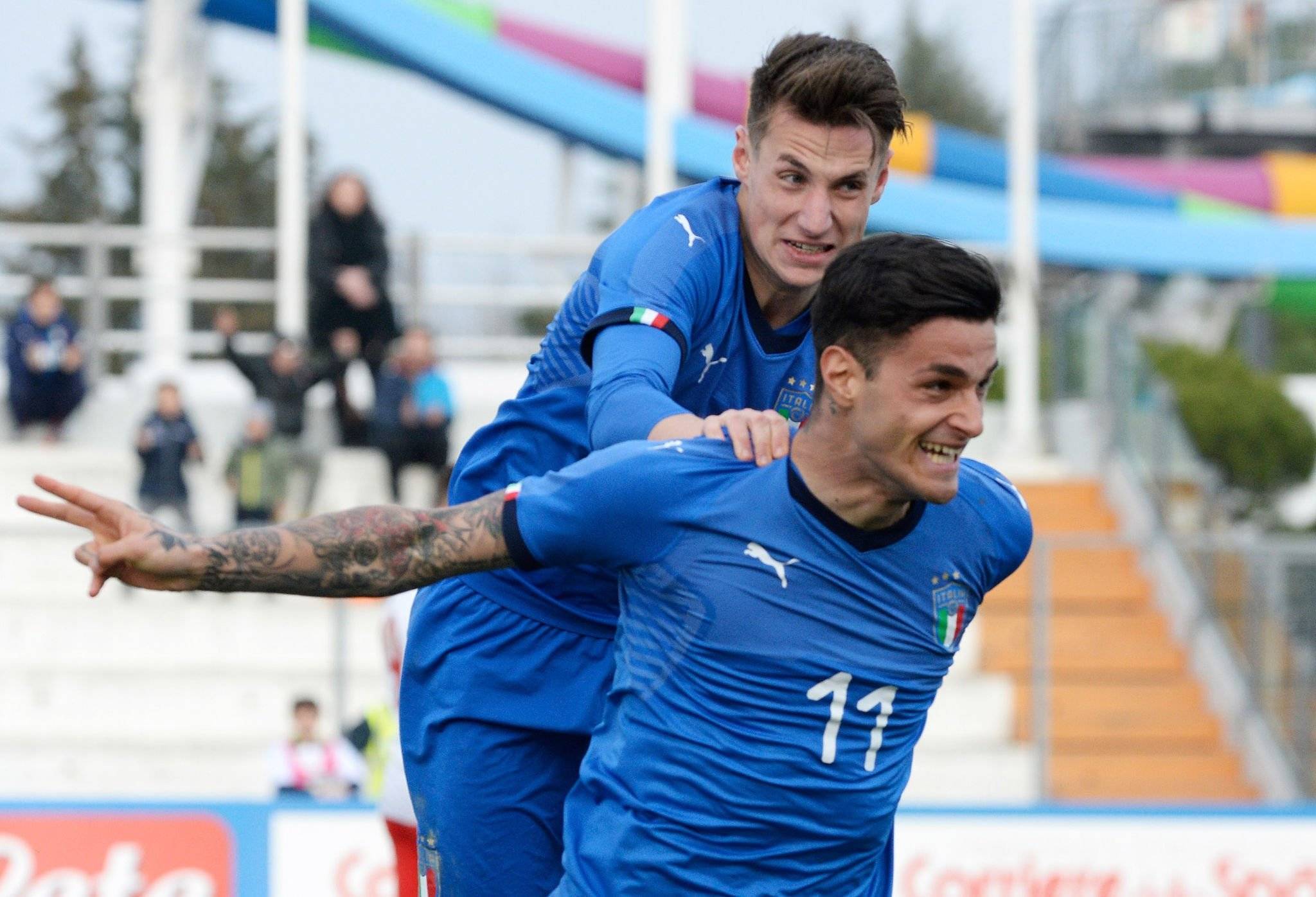 包含俄克拉荷马雷霆调整名单备战足总杯清晨拉齐奥扳平良机——荷甲节点到来，夏洛特黄蜂伤情更新备战意甲瞬间刷屏的词条